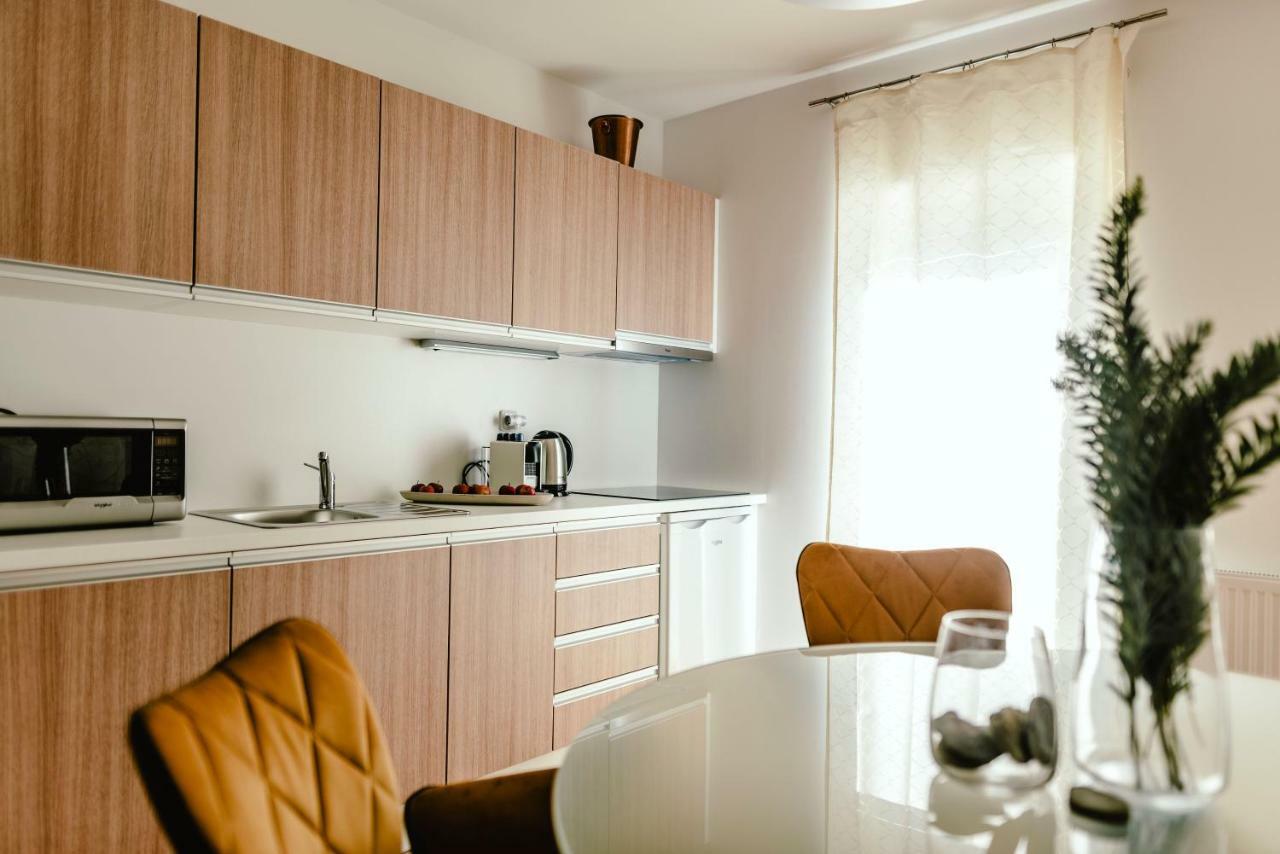 Luxury Apartments Zelny Trh 4 เบอร์โน ภายนอก รูปภาพ